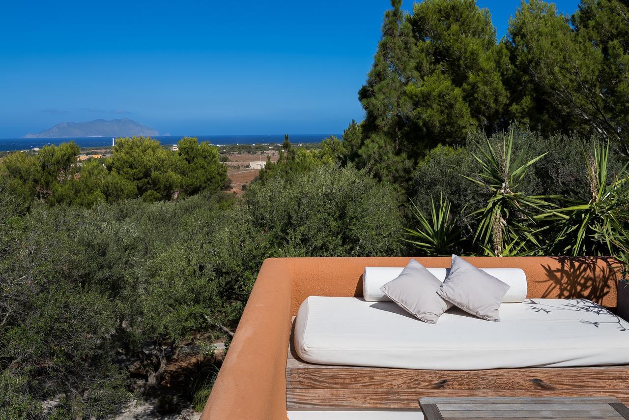 Dimora Dell'Olivastro Bed and Breakfast Φαβινιάνα Εξωτερικό φωτογραφία