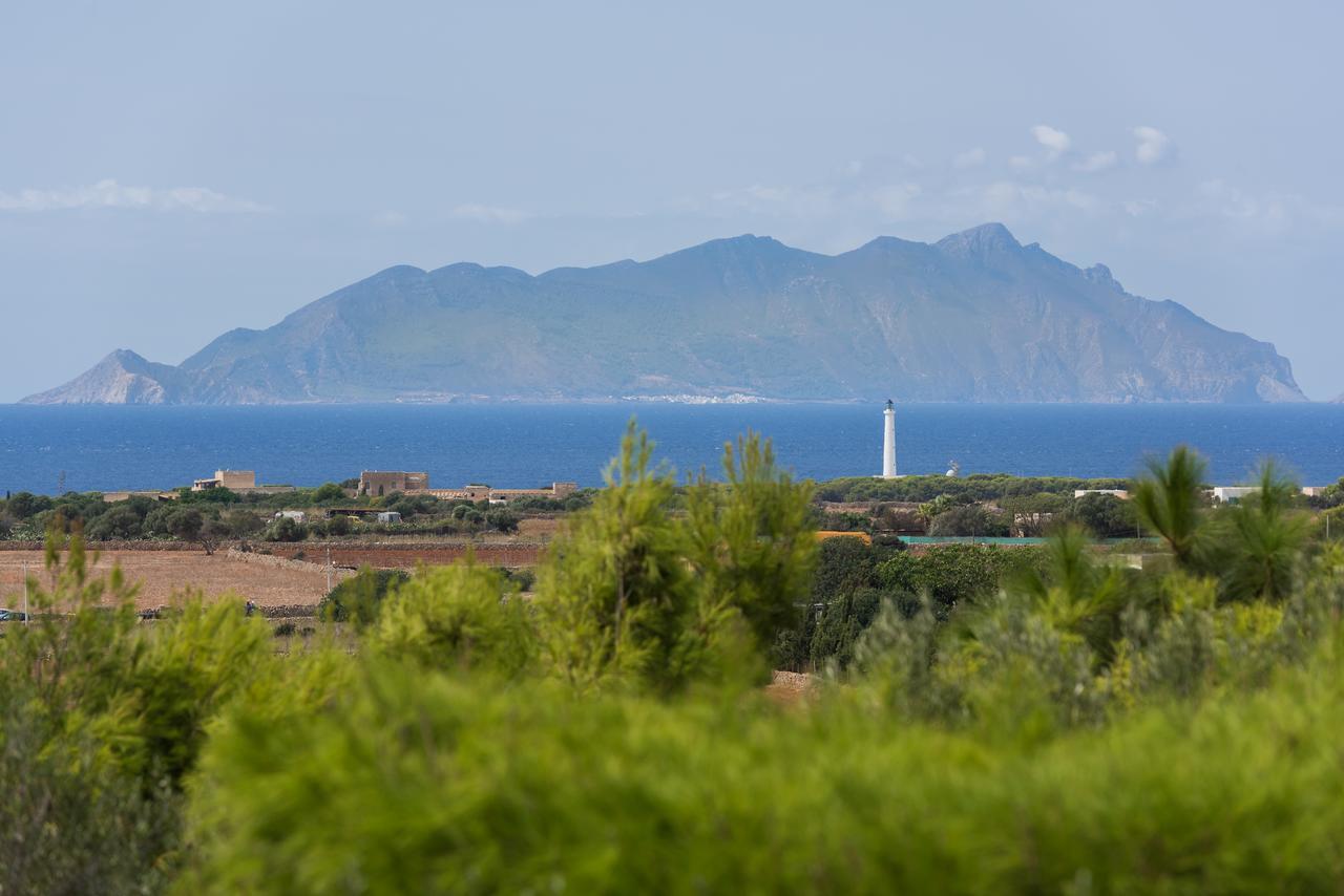 Dimora Dell'Olivastro Bed and Breakfast Φαβινιάνα Εξωτερικό φωτογραφία